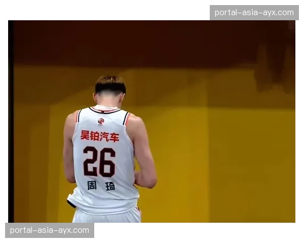 【2026年4月CBA联赛·赛中·战报半决赛G3：周琦缺阵，广东客场不敌广厦，系列赛1-2落后